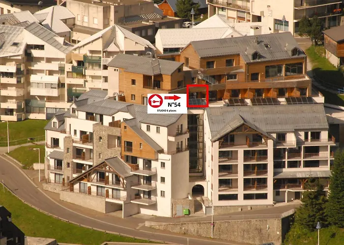 A Gourette, 6 Pers, Proche Pistes, Animaux Admis - Fr-1-860-36